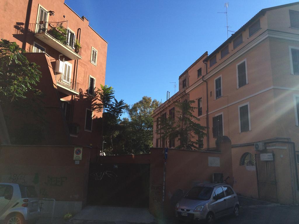 Guest Art Trastevere Station With Ac ローマ エクステリア 写真